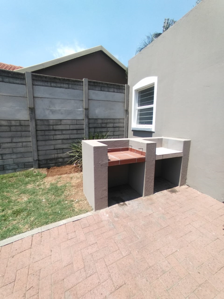 2 Bedroom Property for Sale in Brits North West